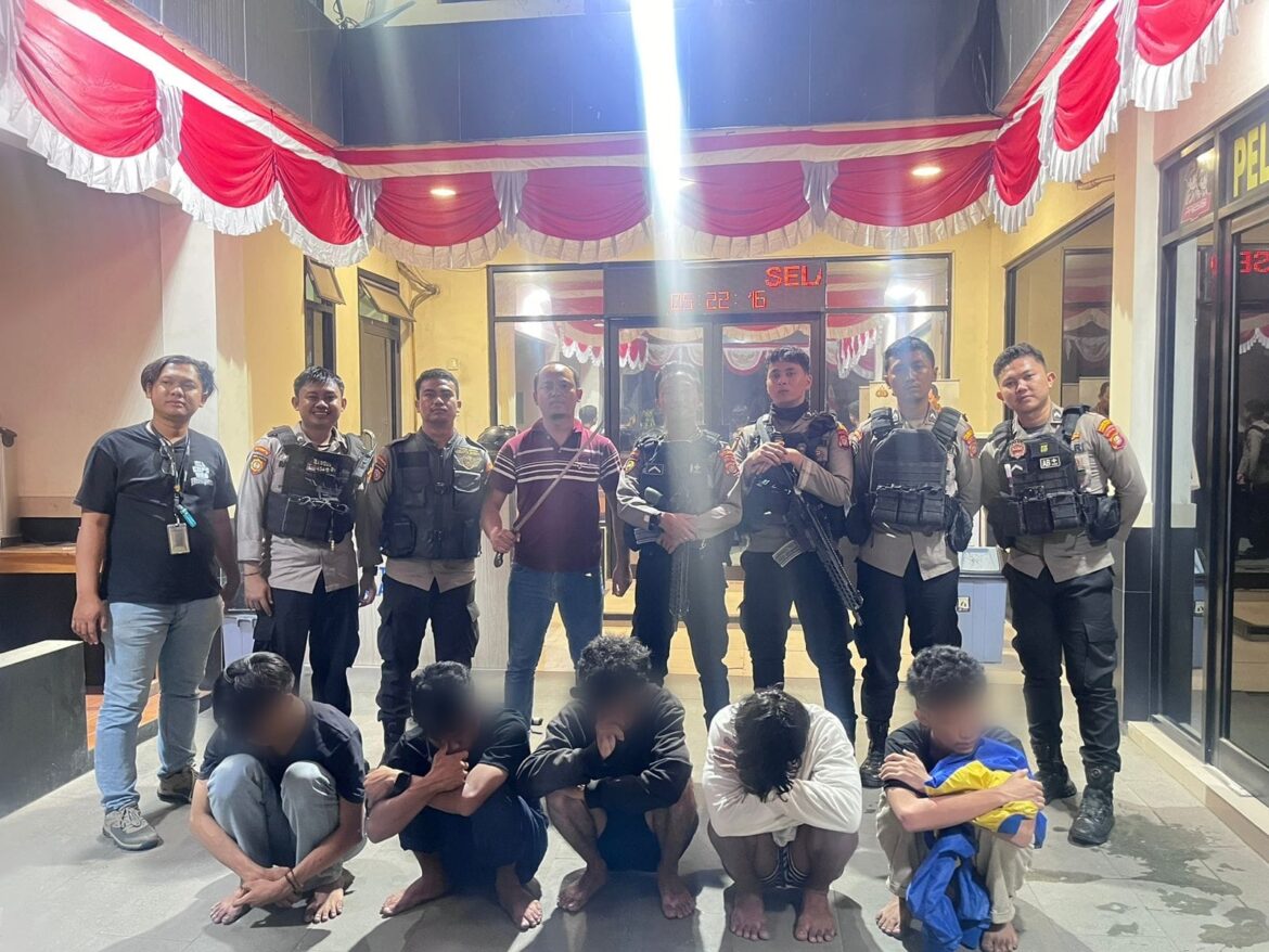 Hendak Tawuran Belasan Remaja Diamankan Polisi Di Jakarta Barat, Sajam Hingga Narkoba Di Sita
