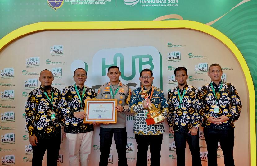 Kapolres Ciamis Dampingi Pj. Bupati Ciamis Terima Penghargaan WTN 2024