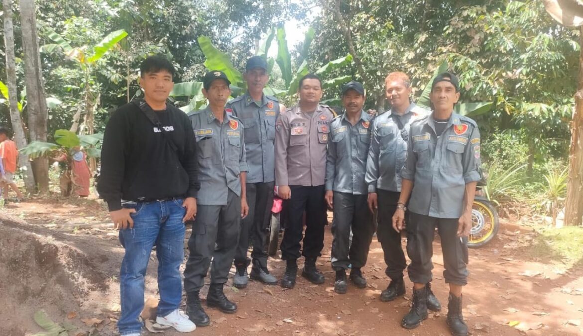 Cooling System, Polsek Sukadana Polres Ciamis Koorkom Bersama Linmas di Desa Bunter
