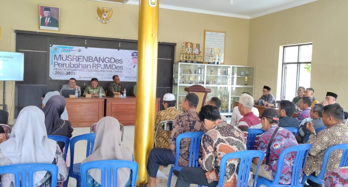 Ikuti Musrenbang Tingkat Desa Dewasari, Polsek Cijeungjing Sampaikan Imbauan Kamtibmas