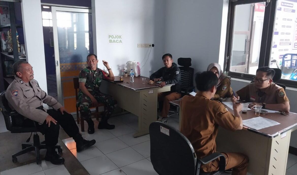 Perkuat Sinergitas, Polsek Panumbangan Polres Ciamis Koorkom Kamtibmas ke Warga Panoongan