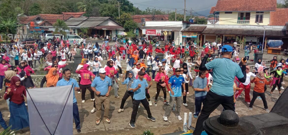 Kapolsek Banjarsari Hadiri Semarak Pilkada Serentak Tingkat Kecamatan Banjarsari