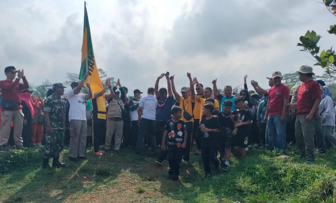 Kapolsek Cihaurbeuti Hadiri Senam dan Jalan Sehat Semarak Pilkada Serentak Tingkat Kecamatan