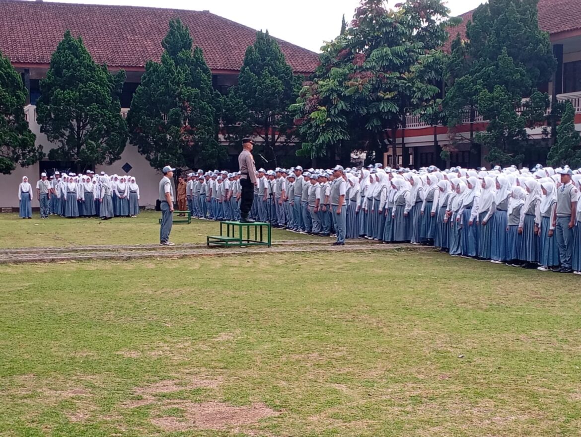 Polsek Manonjaya Adakan Pembinaan dan Razia Knalpot Bising di SMA/SMK Wilayah Kecamatan Manonjaya