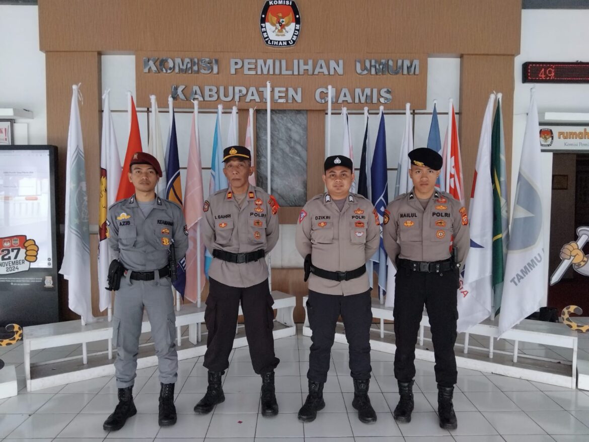 Ops Mantap Praja, Polres Ciamis Siagakan Personel PAM di Kantor KPU Kabupaten Ciamis