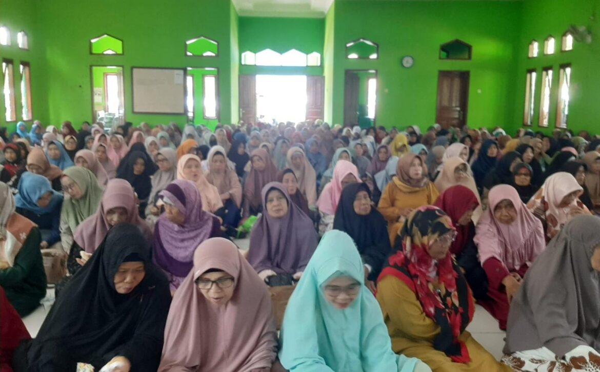 Hadiri Pengajian Bulanan, Polsek Sukadana Sampaikan Situasi Kamtibmas Jelang Pilkada