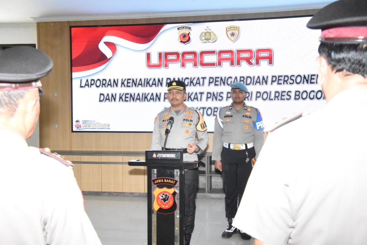 Kapolres Bogor Pimpin Upacara Kenaikan Pangkat Pengabdian Polri Dan Pns Polri TMT 1 Oktober 2024