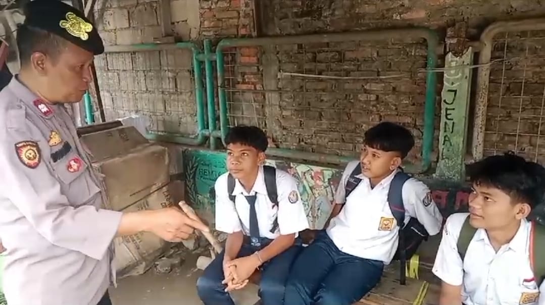 Polsek Cibarusah Lakukan Edukasi Stop Tawuran