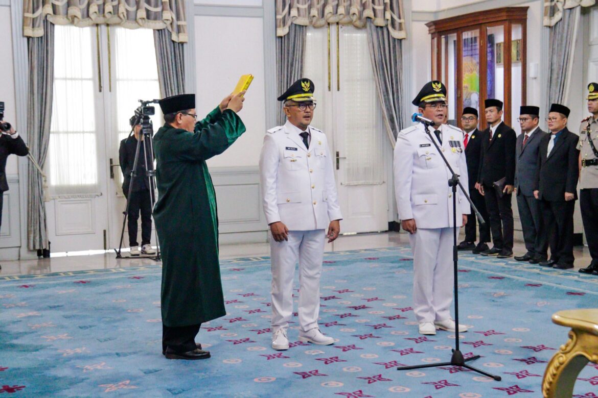 Sah, Pj Gubernur Jawa Barat Lantik Budi Waluya Jadi Pj Bupati Ciamis