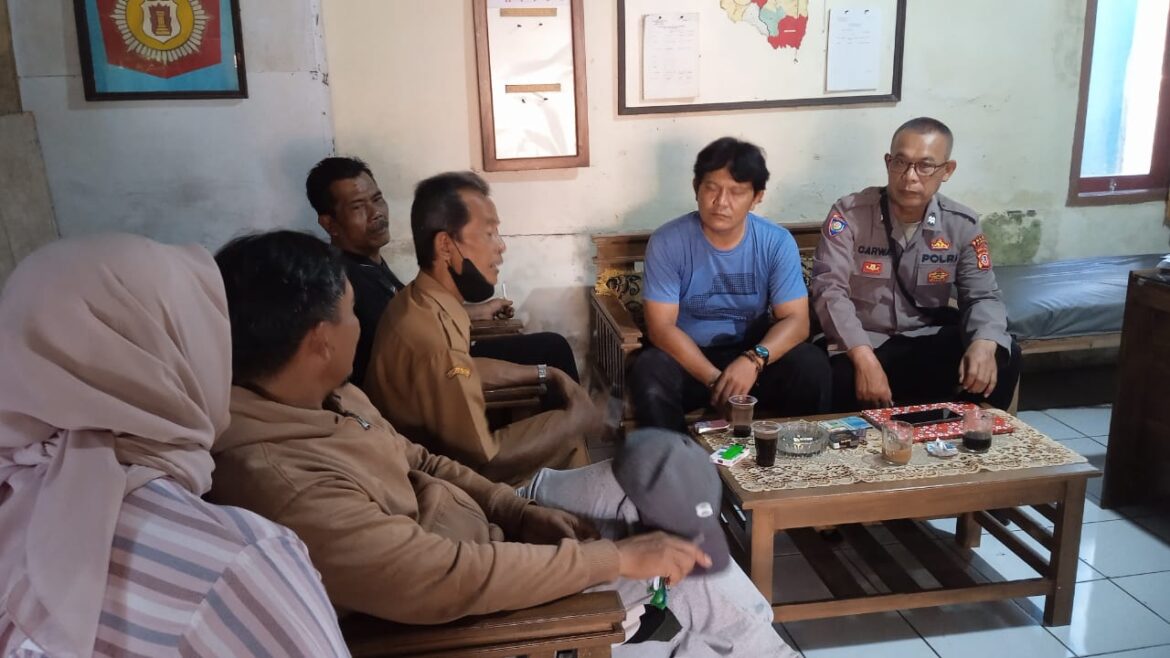 Perkuat Sinergitas, Polsek Rancah Polres Ciamis Koorkom ke Para Tokoh Desa Bojonggedang