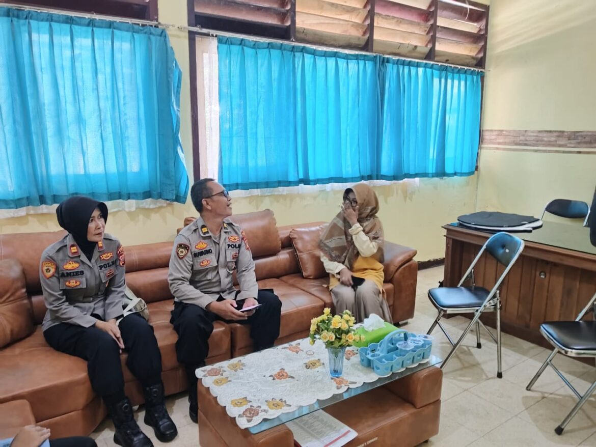 Pendaftaran Polri, Polres Ciamis Sosialisasikan Rekrutmen Bakomsus ke SMK di Kabupaten Ciamis