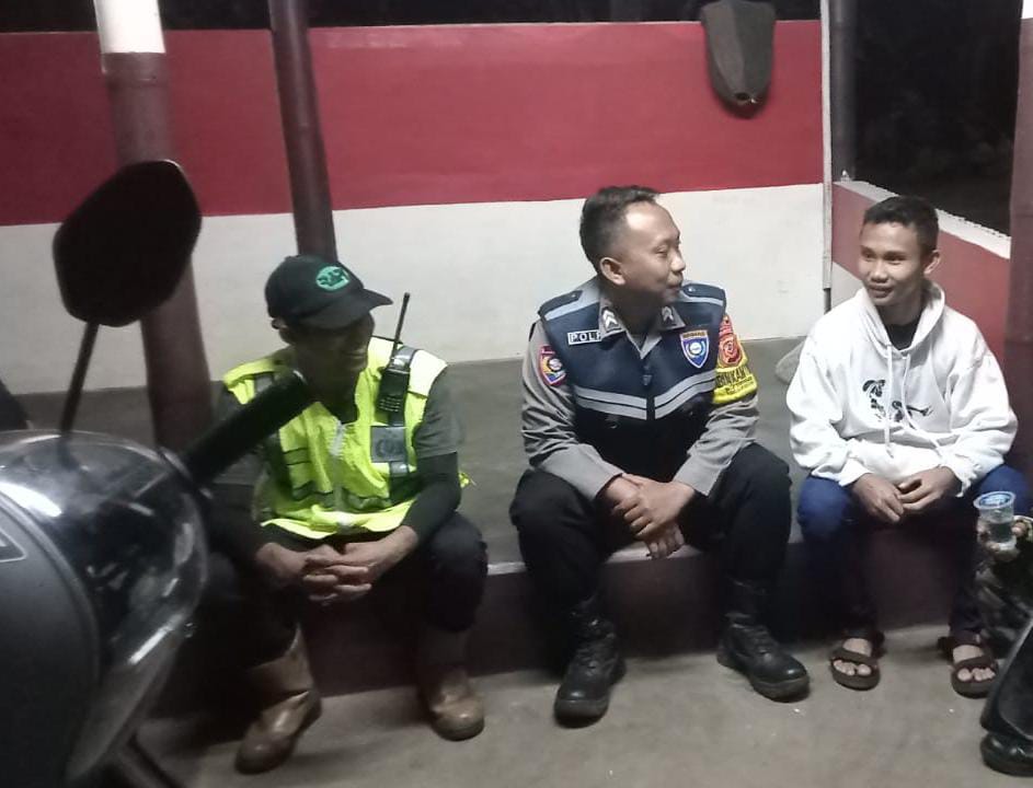 Berikan Rasa Nyaman, Polsek Rajadesa Polres Ciamis Intens Patroli KRYD ke Pemukiman Warga