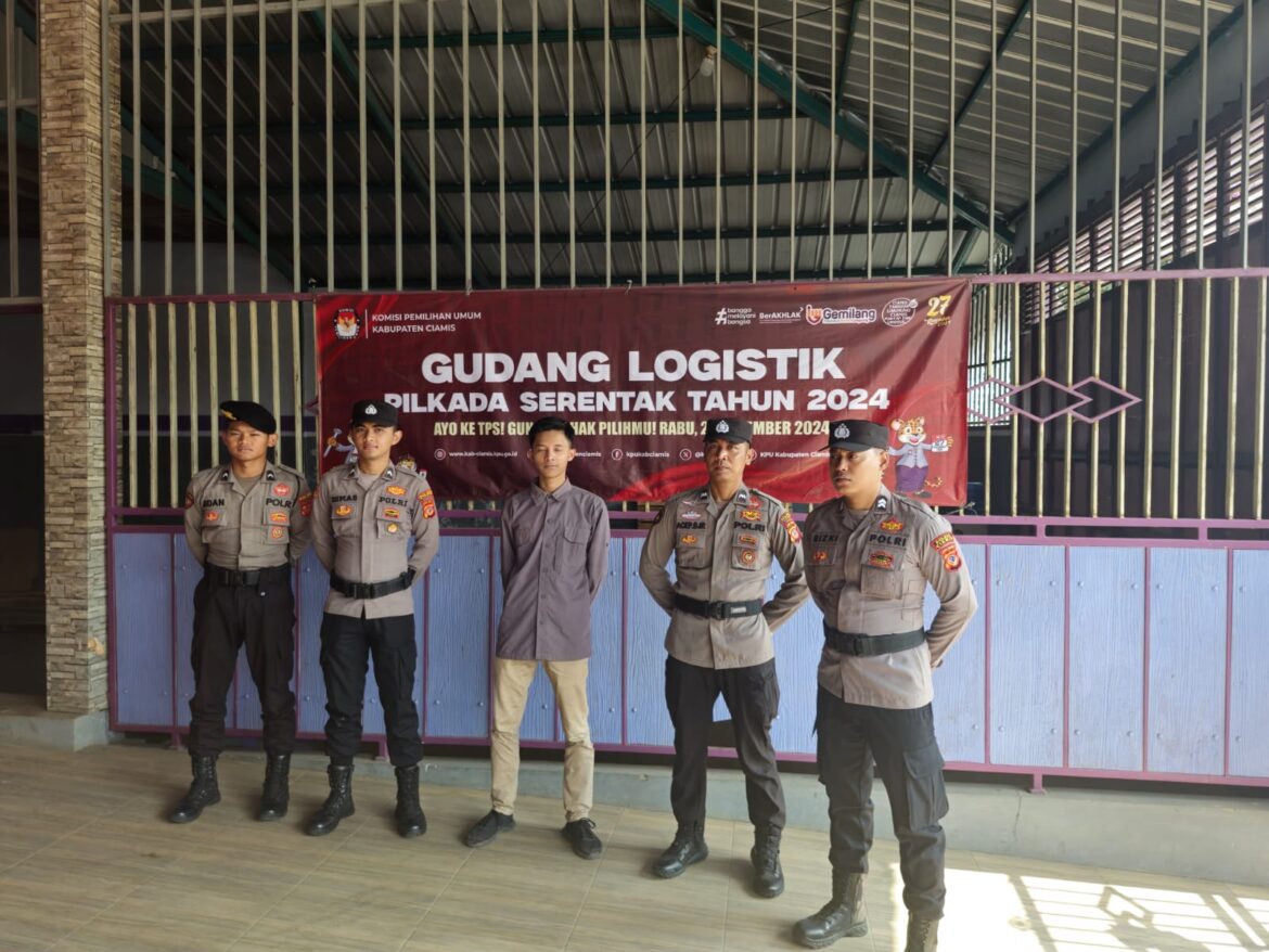 Ops Mantap Praja, Polres Ciamis Siagakan Anggota Pengamanan di Gudang Logistik KPU