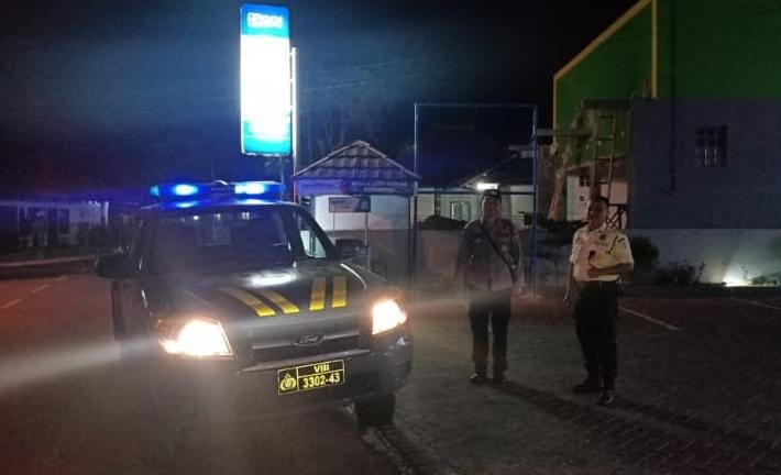 Antisipasi Gangguan Kamtibmas, Polsek Rancah Polres Ciamis Patroli Kamtibmas di Malam Hari