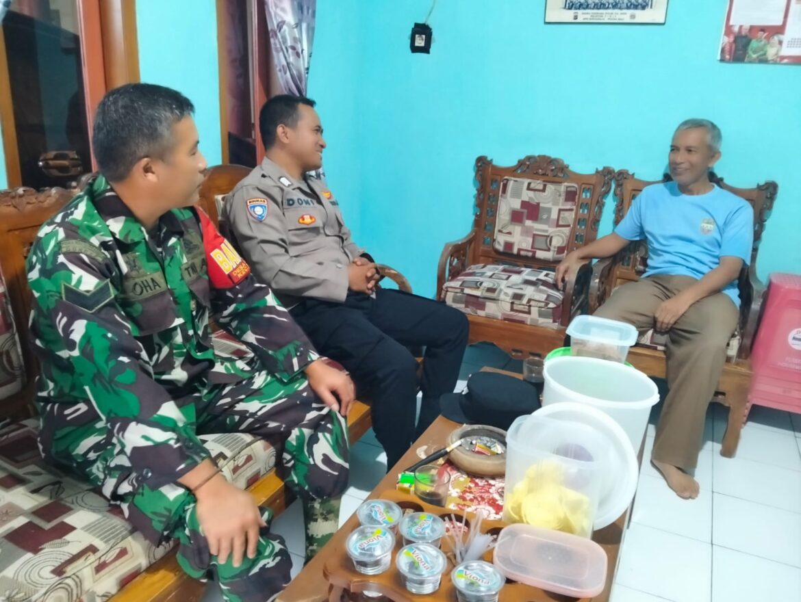 Jaga Persatuan dan Kesatuan Pasca Pilkada, Polsek Panjalu Cooling System ke Tomas Panjalu