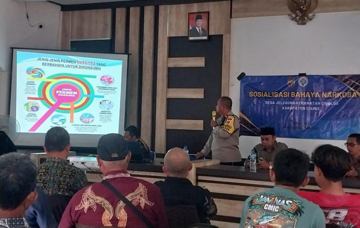 Polsek Cimaragas Polres Ciamis Sosialisasikan Bahaya Miras dan Narkoba di Desa Jelegong