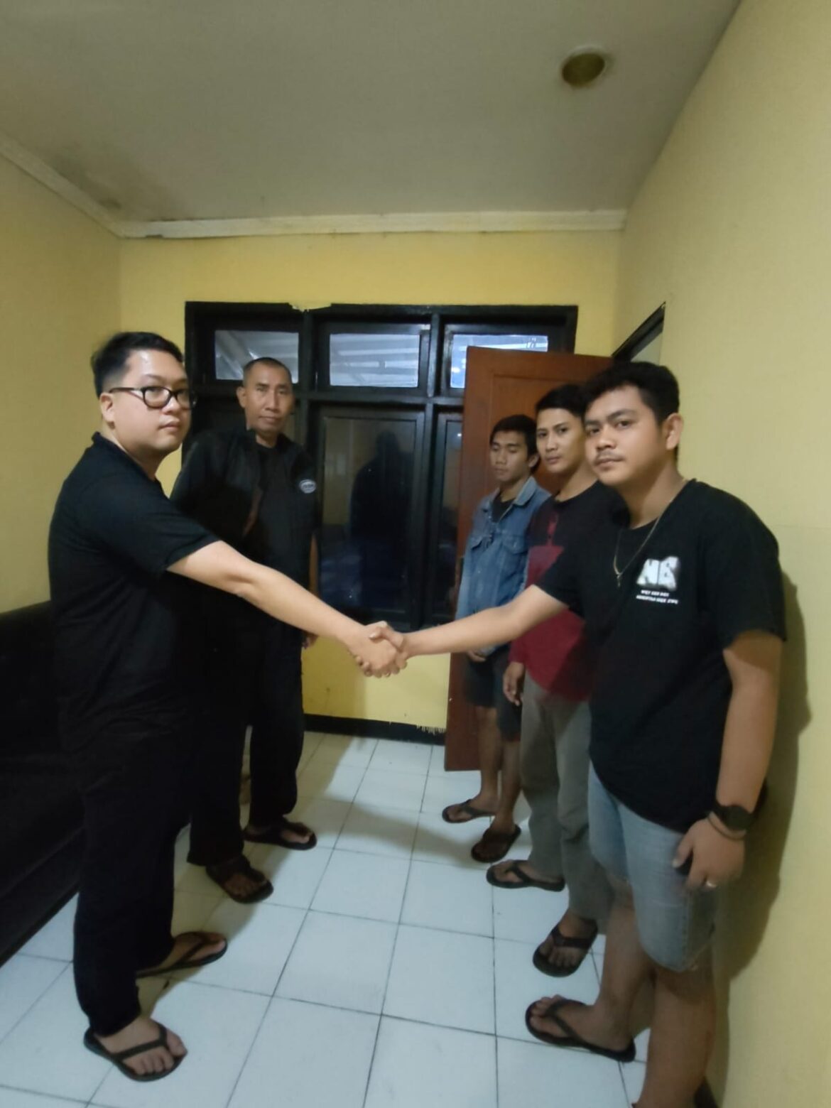 Polsek Megamendung Lakukan Penanganan Cepat Tindak Lanjut, Atas Kesalahpahaman Antara Pengatur Jalan (Pak Ogah) dengan Warga yang Melewati Jalur Alternatif Arah Puncak