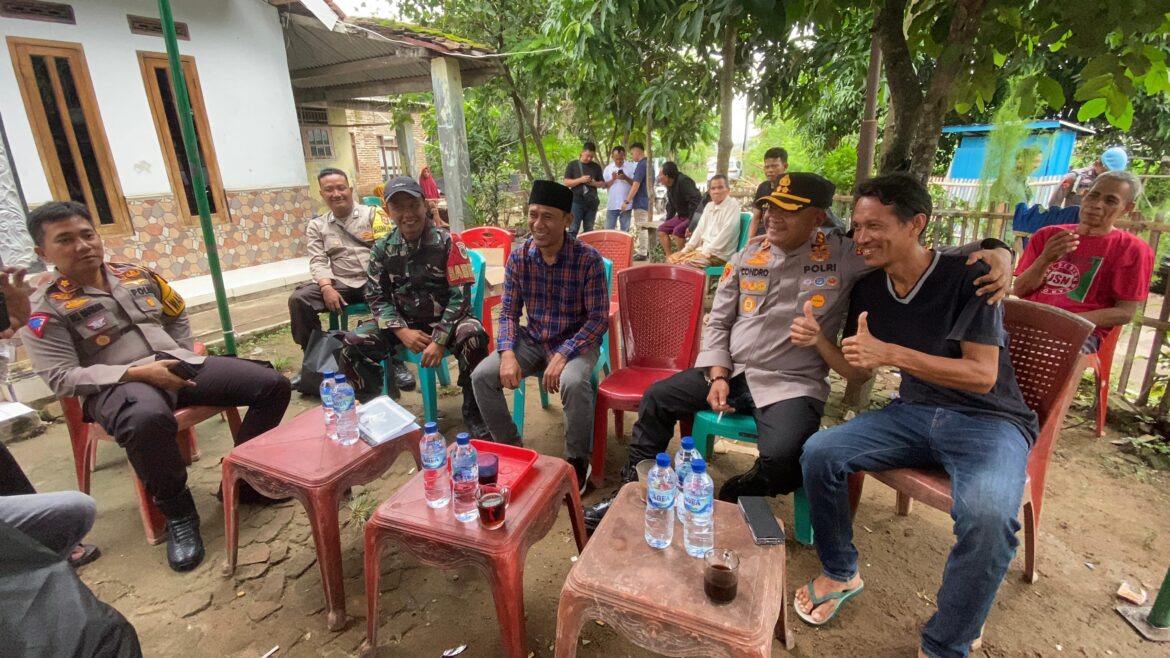 Ngariung Iman Ngariung Aman, Kapolres Serang Gelar Baksos dan Silaturahmi Dengan Emak Emak Desa Ranjeng