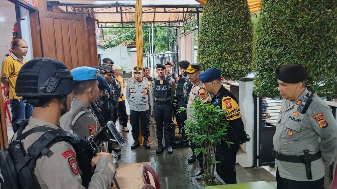 Polres Ciamis Laksanakan Sterilisasi Tempat Ibadah Umat Nasrani untuk Perayaan Natal 2024