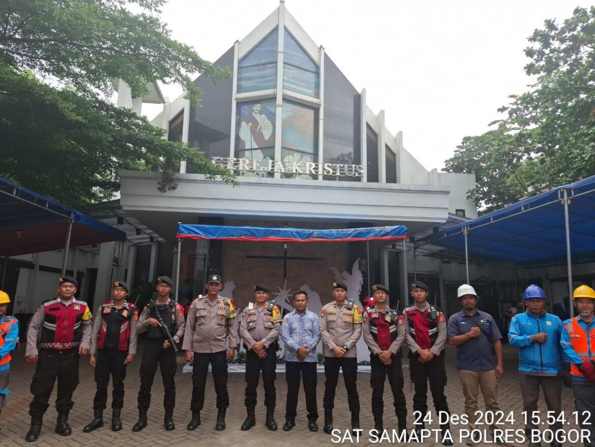Sat Samapta Polres Bogor Giat Kesiapan Pengamanan Ibadah Malam Natal 2024 Dalam Rangka Ops Lilin Lodaya 2024 di Wilayah Hukum Polres Bogor‎