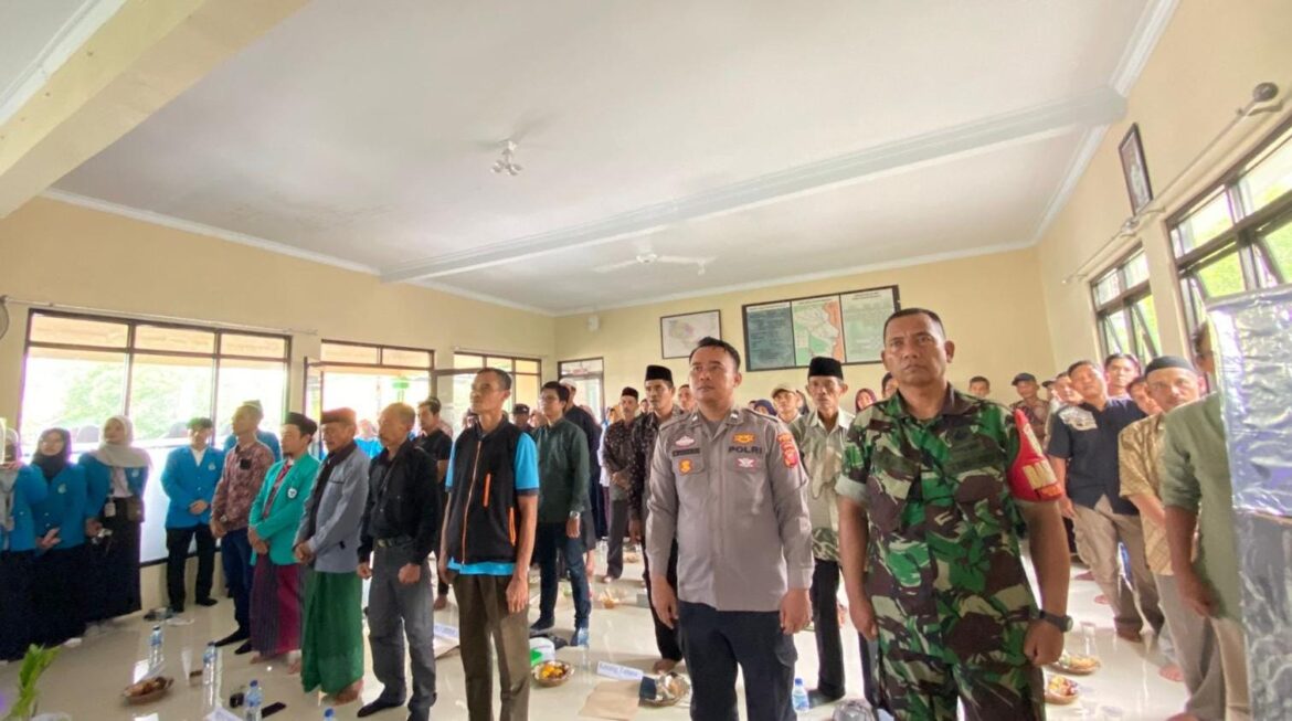 Polsek Cisaga Polres Ciamis Monitoring Safari Dakwah Mahasiswa UIN Jakarta di Desa Bangunharja