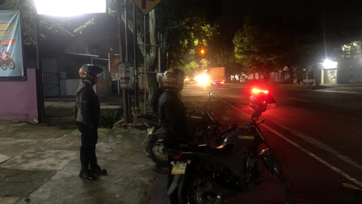 Jaga Harkamtibmas, Patroli Roda 2 Sat Samapta Polres Ciamis Keliling Jalanan Perkotaan
