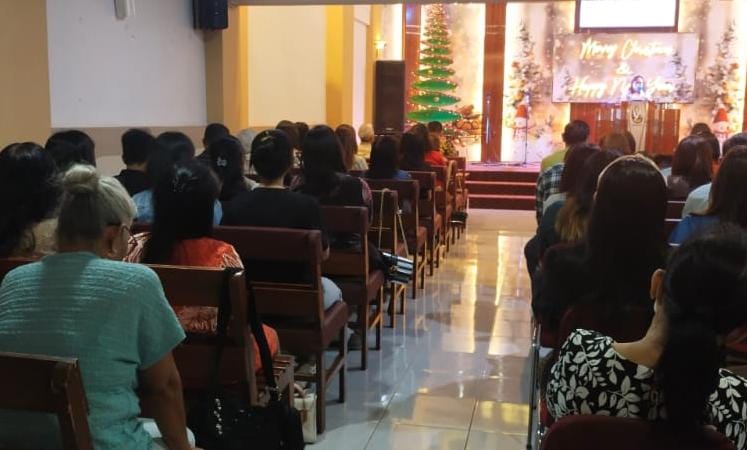 Polsek Ciamis Amankan Ibadah Rutin di Gereja Pentakosta untuk Pastikan Kenyamanan Jemaat Beribadah