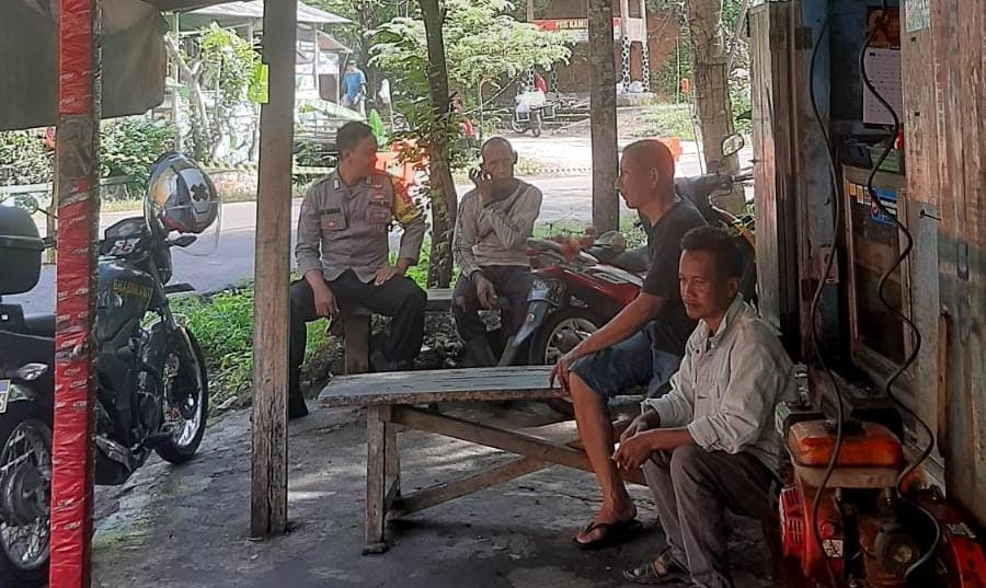 Soliditas Polri-Pemerintah Jaga Kamtibmas, Polsek Cijeungjing Cooling System ke Perangkat Desa