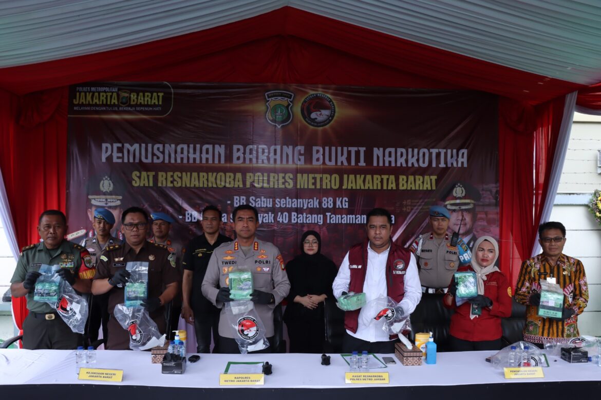 Polres Metro Jakarta Barat Musnahkan Narkoba Senilai Rp106 Miliar, Selamatkan 885 Ribu Jiwa