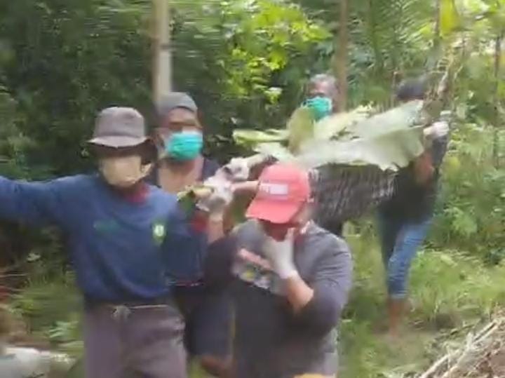 Polsek Sukadana Polres Ciamis Datangi TKP Temu Mayat, Diduga Korban Hilang Selama 5 Hari
