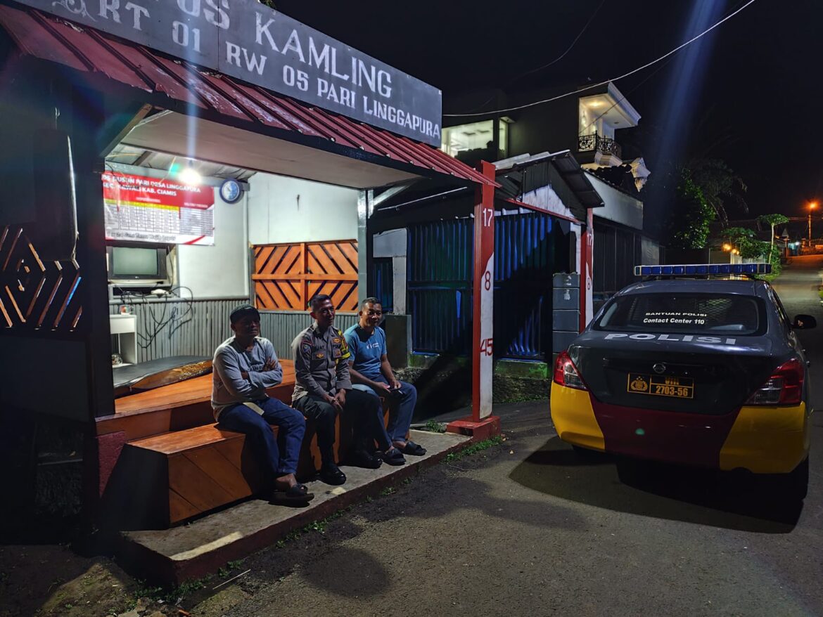 Berikan Rasa Aman, Personel Polsek Kawali Polres Ciamis Patroli Dialogis di Malam Hari