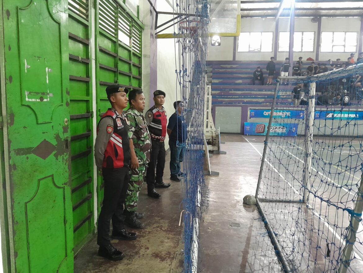 Jaga Kondusifitas, Satuan Sampta Polres Ciamis Amankan Liga Futsal Pelajar