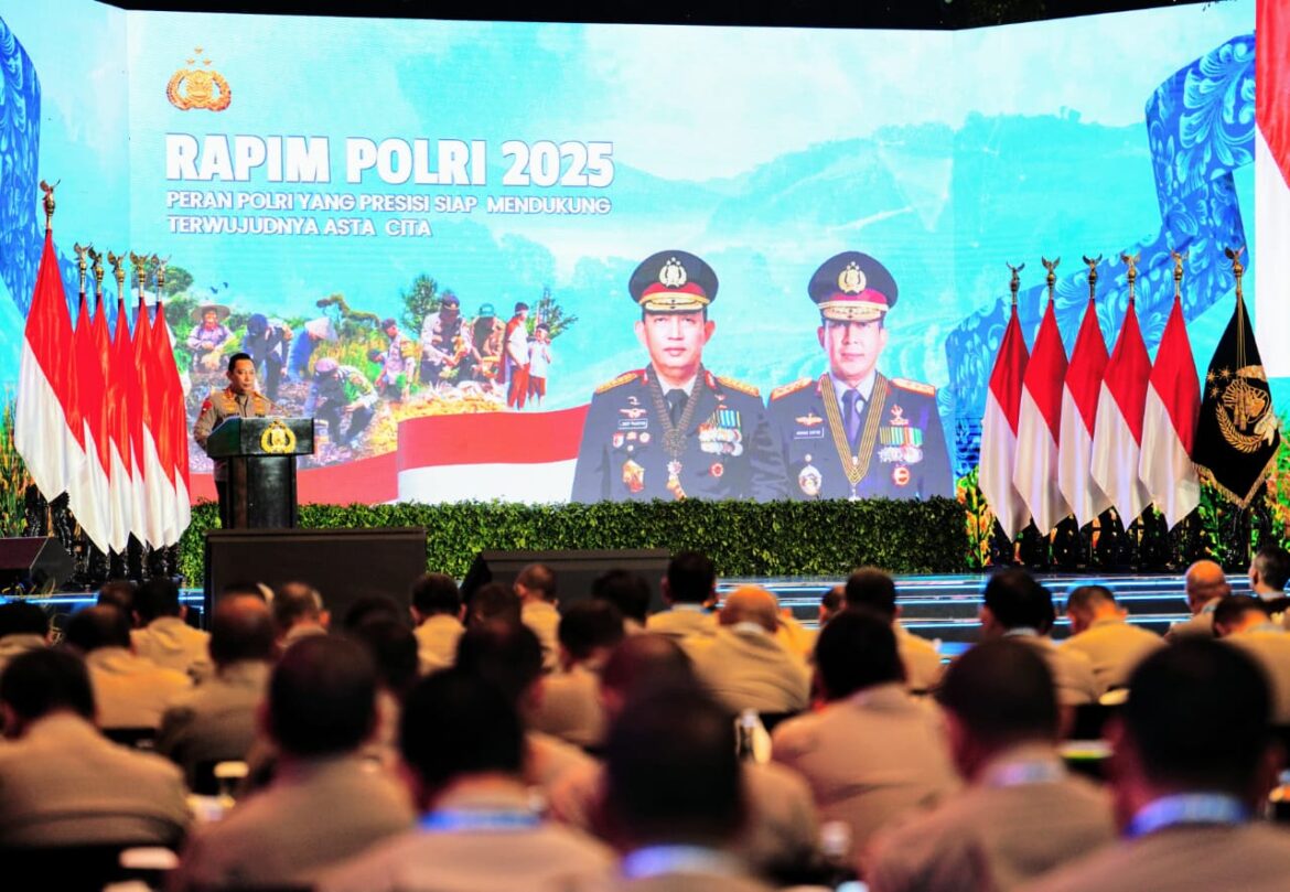 Kapolri Tegaskan Komitmen Polri dalam Pelayanan dan Perlindungan Masyarakat pada Rapim Polri 2025