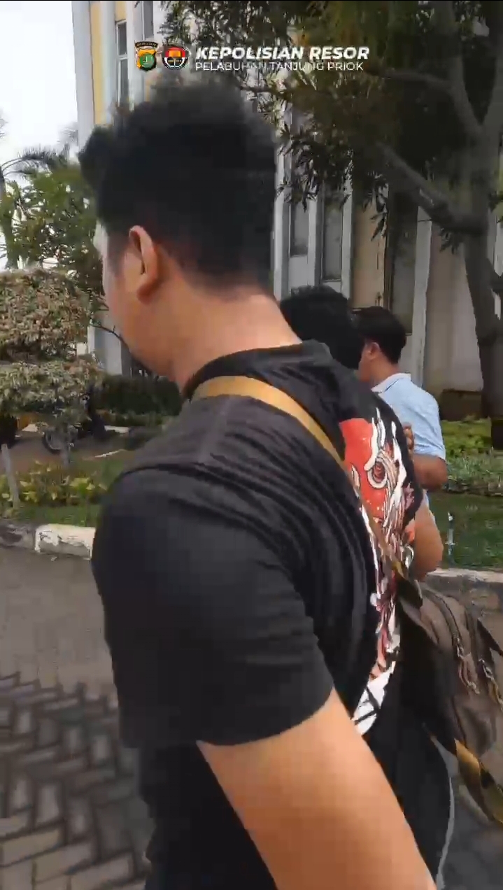 Maling HP Jamaah Diciduk Bhabin Polres Pelabuhan Priok yang Sedang Jumat Berkah