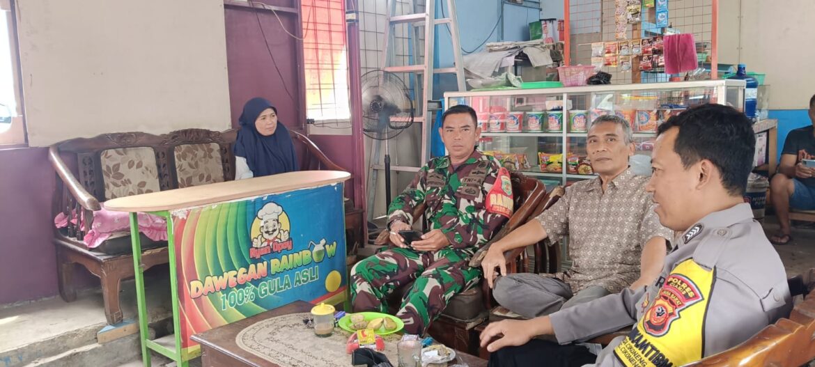Polsek Cikoneng Polres Ciamis Koorkom ke Tomas di Desa Cikoneng Beri Imbauan Kamtibmas