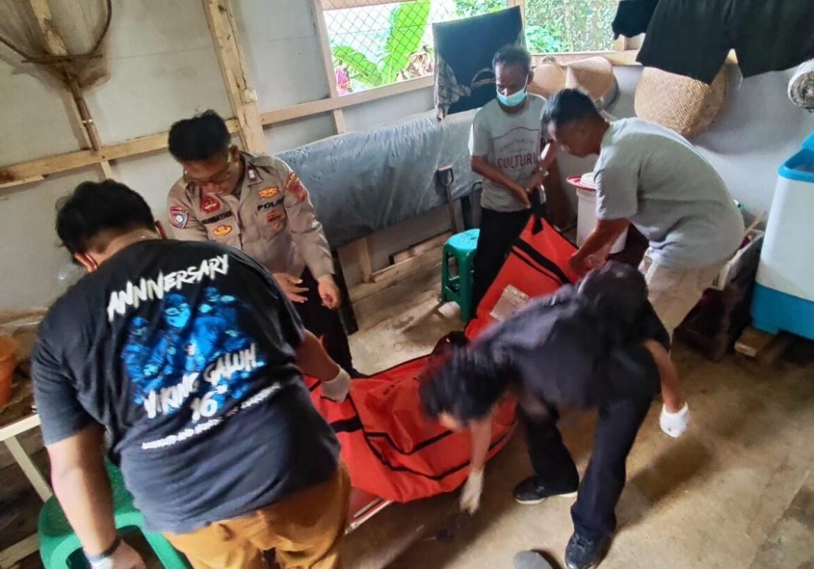 Polres Ciamis dan Tim Inafis Laksanakan Olah TKP Kasus Gantung Diri di Cipaku