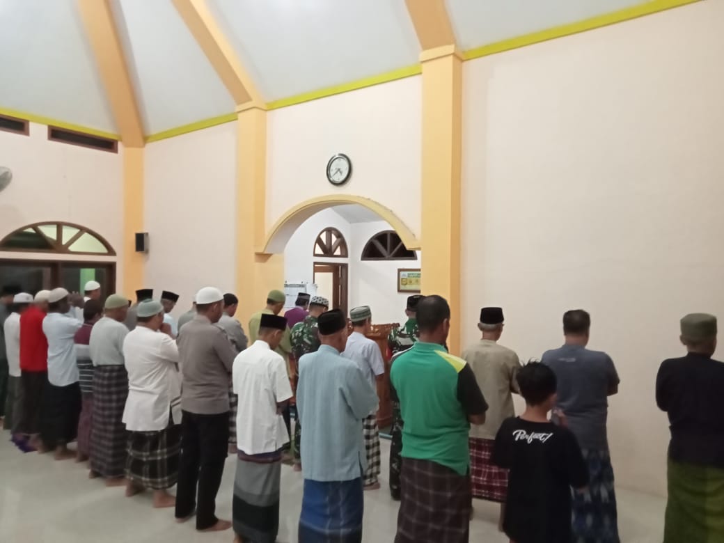 Perkuat Sinergitas, Polsek Cijeungjing Ikuti Safari Subuh Berjamaah Bersama Warga Karangkamulyan