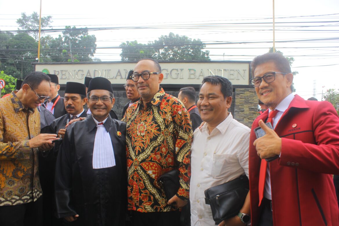 Ketua Lipan RI Resmi dilantik dan disumpah sebagai Advokat