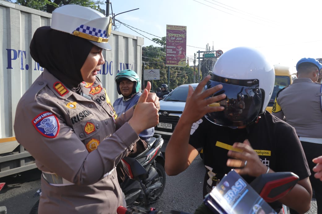 Ajak Masyarakat Tertib Lalu Lintas, Kasat Lantas Polresta Tangerang Gelar Kampanye Keselamatan lalu Lintas