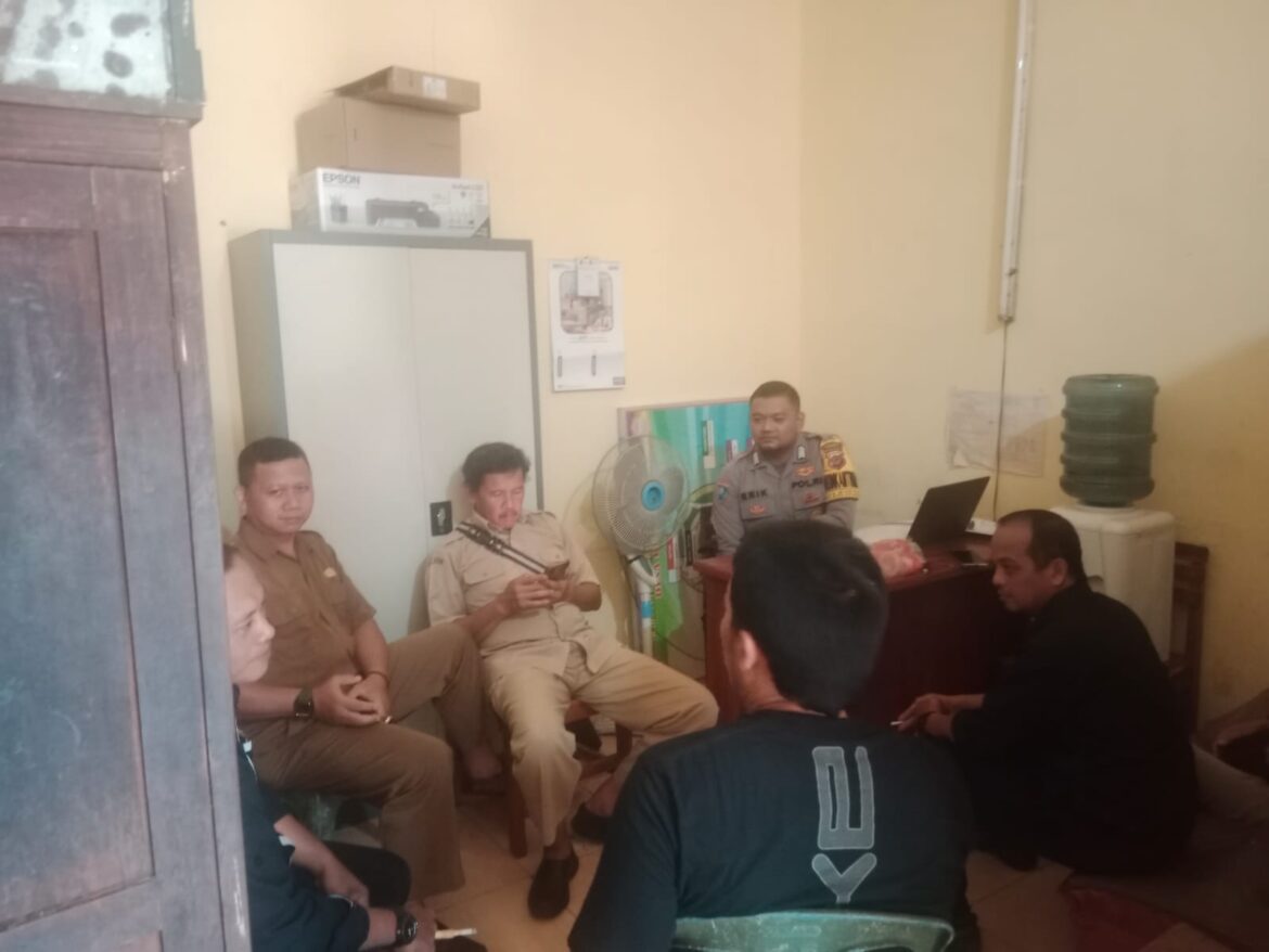 Perkuat Sinergitas, Polsek Sukadana Polres Ciamis Patroli Kamtibmas ke Perangkat Desa Bunter