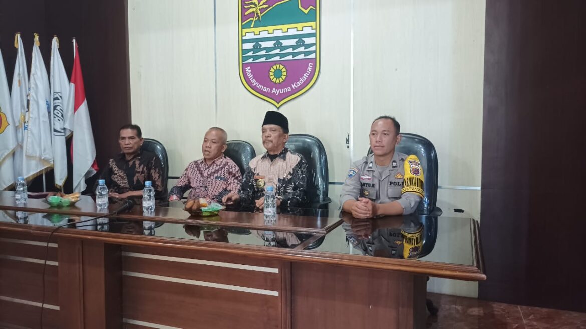 Polsek Ciamis Kawal Penutupan KKN Unigal di Sadananya, Mahasiswa Dapat Apresiasi