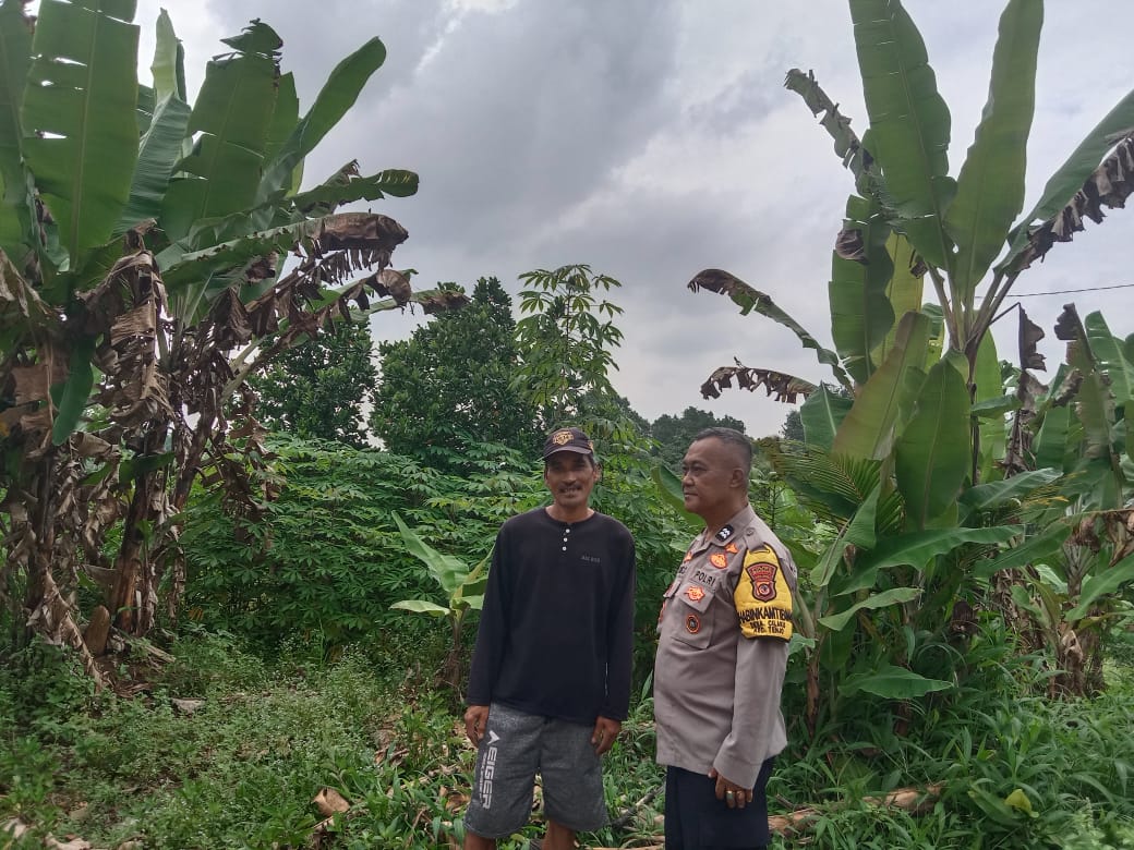 Bhabinkamtibmas Wilayah Hukum Polsek Tenjo Polres Bogor Giat Cooling Sistem Sambang Warga Binaan Ajak Jaga Kondusifitas Beri Pesan Kamtibmas