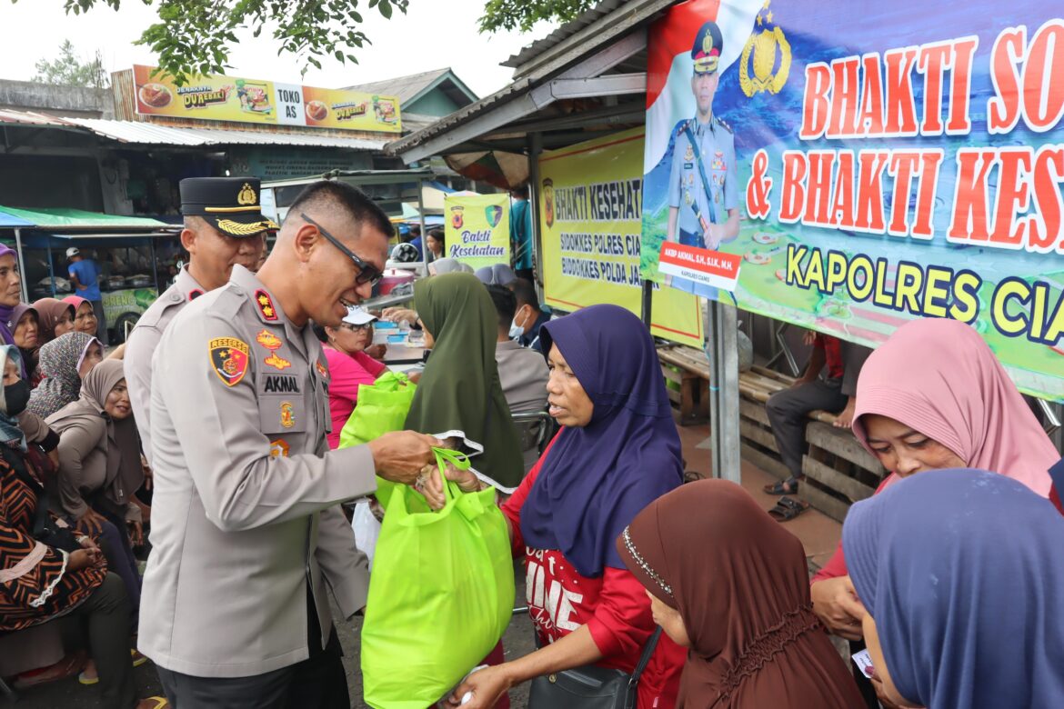 Polres Ciamis Gelar Gerebek Pasar, Berikan Pengobatan Gratis dan Bantuan Sosial kepada Masyarakat