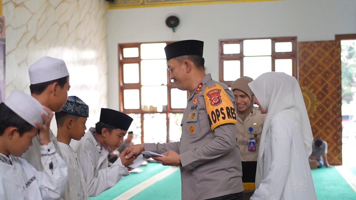 Polres Bogor Berikan Santunan Anak Yatim dan Gelar Buka Puasa Bersama Masyarakat