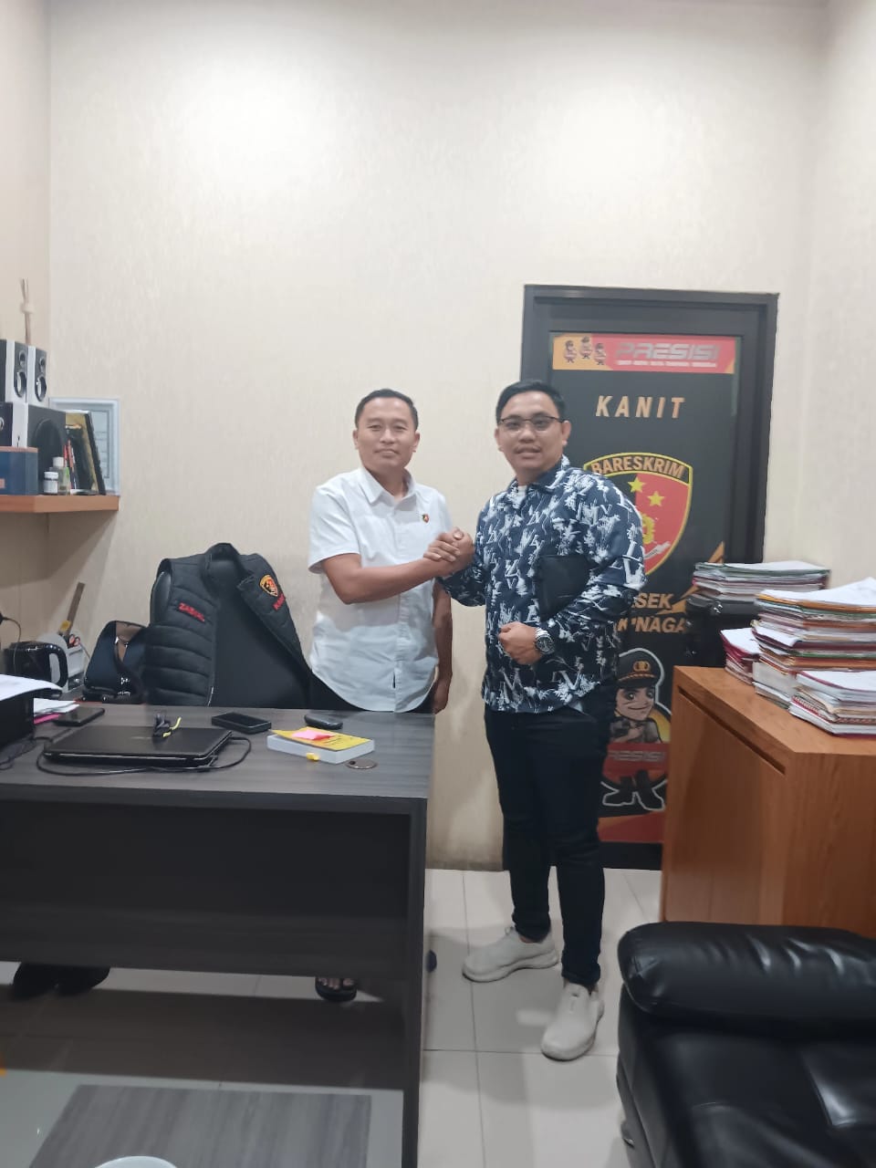 Kunjungan Ke Polsek Teluk Naga, Advokat muda, Rurih SH.,CM : Bangun Sinergitas Sesama Penegak Hukum, Ciptakan Komunikasi Yang Baik