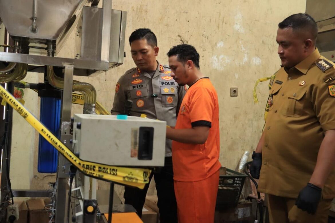 Kapolres Bogor bersama Jajaran dan Bupati Sidak Pabrik Minyak Goreng