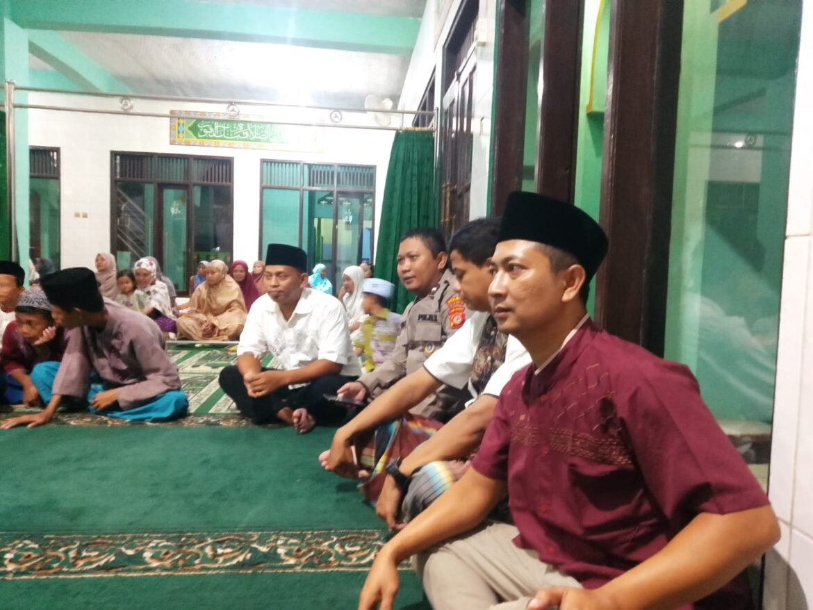 Polsek Cikoneng Polres Ciamis Ikuti Tarling Bersama Warga Masyarakat Desa Sukaraja