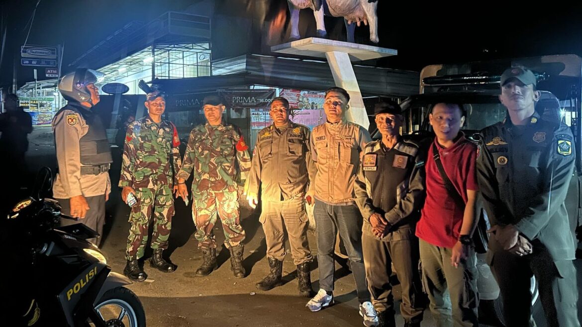 Kapolsek Cibungbulang Pimpin Pam Ops Ketupat Lodaya 2025 Bersinergi TNI Dan Stakeholder Terkait, Cegah Kemacetan, Laka – Lalin Serta Tawuran Jam Malam
