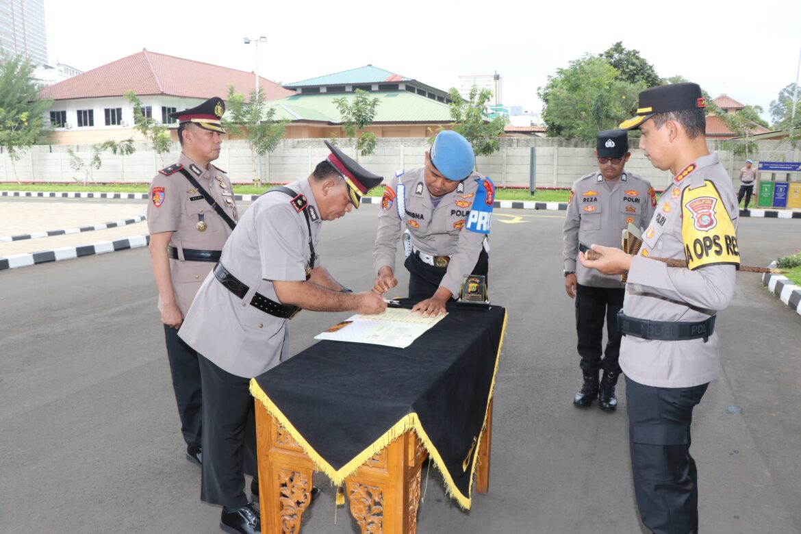 Kapolres Metro Tangerang Kota Pimpin Sertijab Kasat Samapta, Kasi Humas, Kapolsek Ciledug dan Pinang