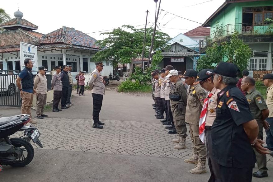 Kapolsek Kresek Polresta Tangerang pimpin Apel Gabungan dalam rangka Pengamanan Malam Takbir
